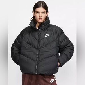 New Nike Women's Therma-fit Classic Puffer Jacket - black